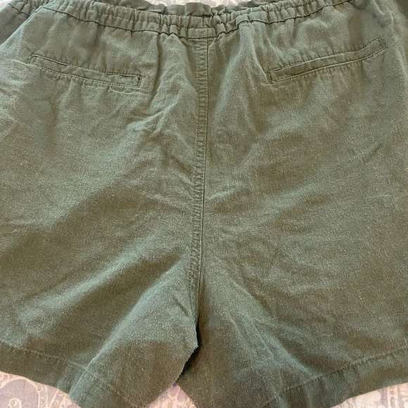 Lot of two pair, olive Linen Shorts & cotton shorts size 2x plus sizes - Picture 3 of 14